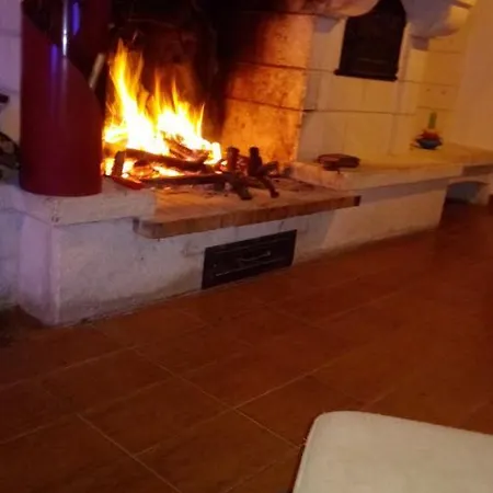 Βίλα Spacieuse Avec Piscine Privee - *