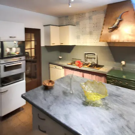 Spacieuse Avec Piscine Privee - *