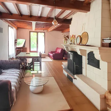 Spacieuse Avec Piscine Privee - *