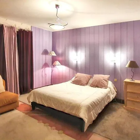 Spacieuse Avec Piscine Privee - Villa