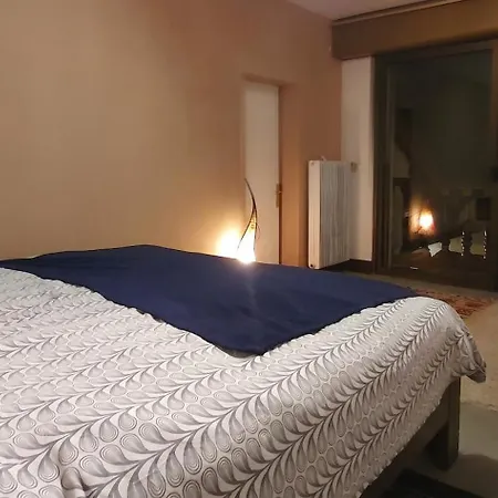 Villa Spacieuse Avec Piscine Privee -