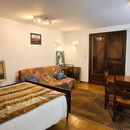 Spacieuse Avec Piscine Privee - Villa *